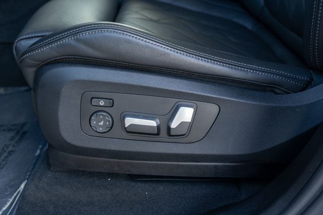 2023 BMW X5 - Image 28