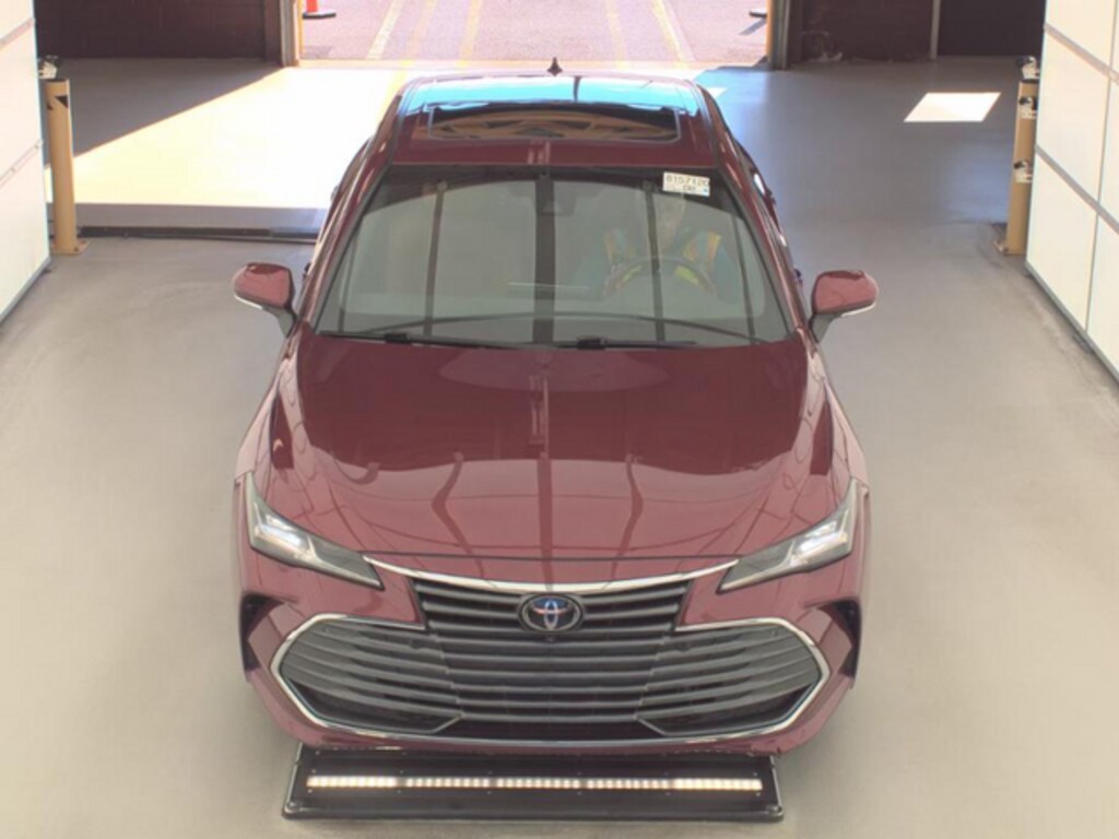 Used 2020 Toyota Avalon Limited Sedan