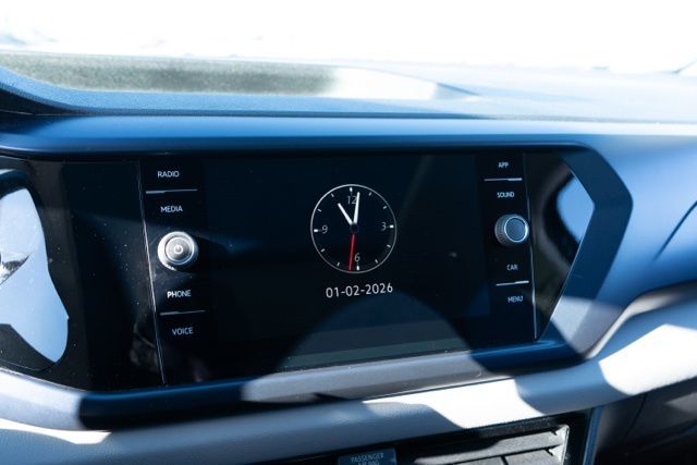 2022 VOLKSWAGEN TAOS - Image 22