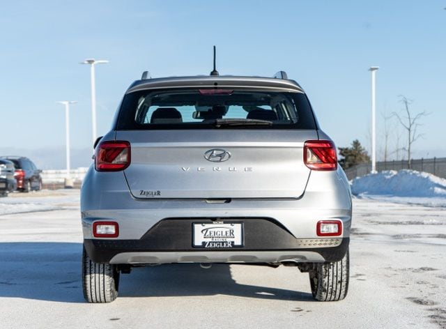 2023 HYUNDAI VENUE - Image 5