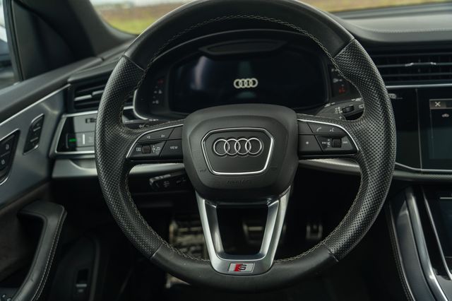 2021 AUDI SQ8 - Image 14