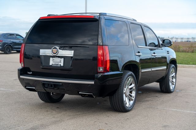 2013 CADILLAC ESCALADE - Image 9