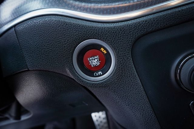 2016 DODGE CHARGER - Image 25