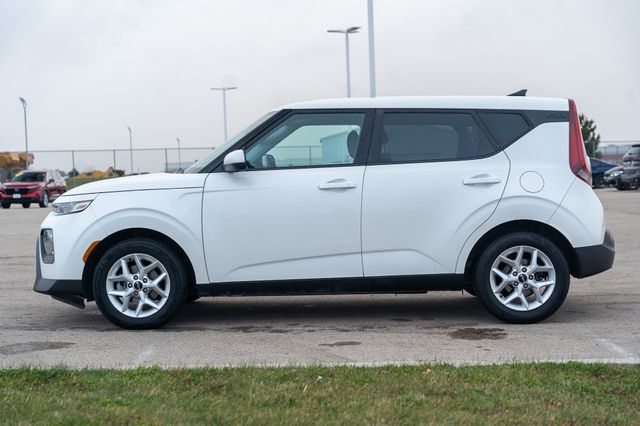 2022 KIA SOUL - Image 4