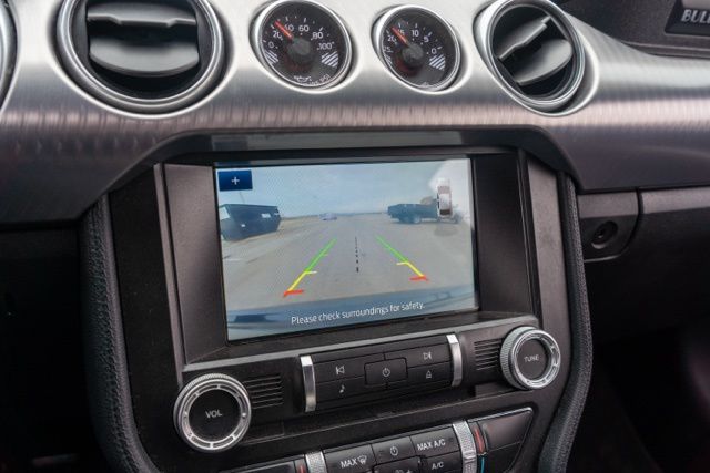 2019 FORD MUSTANG - Image 18