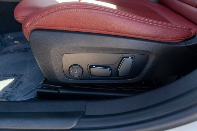 2024 BMW 340I - Image 23