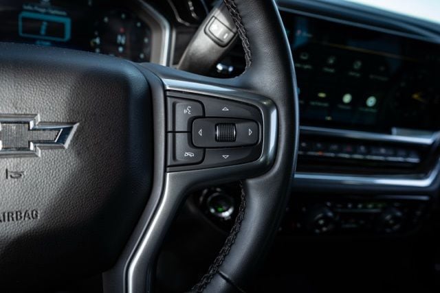 2023 CHEVROLET SILVERADO - Image 23