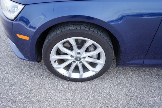 2017 AUDI A4 - Image 11