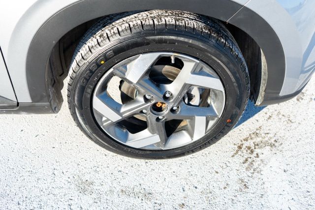 2023 HYUNDAI VENUE - Image 9