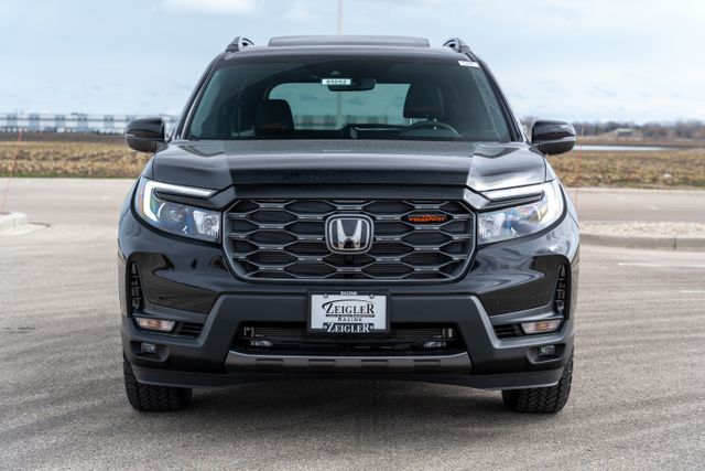 2024 Honda Passport TrailSport photo 2