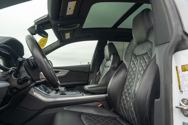 2021 AUDI SQ8 - Image 16