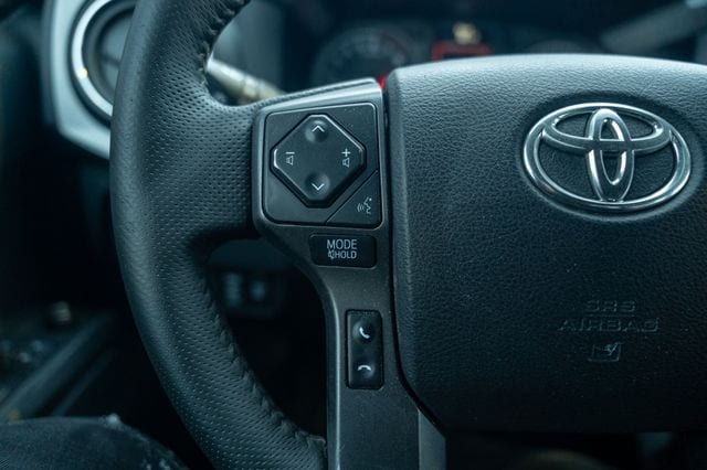 2022 TOYOTA TACOMA - Image 25