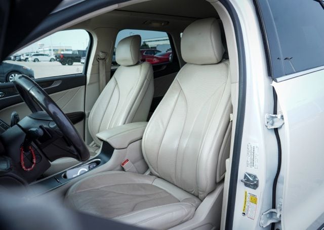 2019 LINCOLN MKC - Image 14