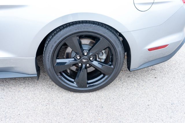 2022 FORD MUSTANG - Image 11