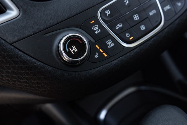 2024 CHEVROLET MALIBU - Image 24