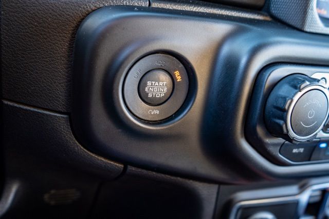 2021 JEEP WRANGLER - Image 23