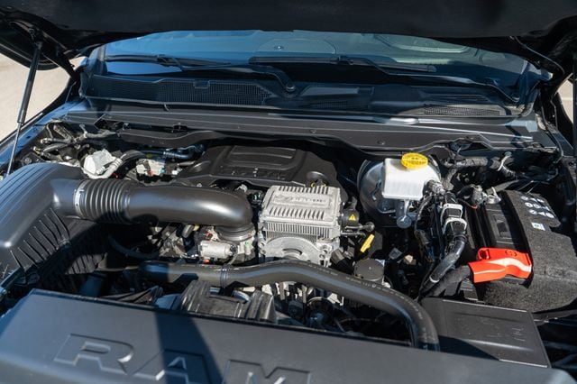 2024 RAM 1500 - Image 36