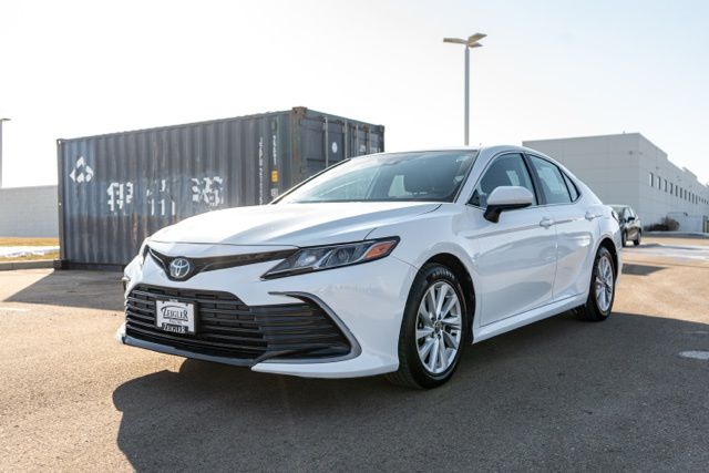 2024 TOYOTA CAMRY - Image 3