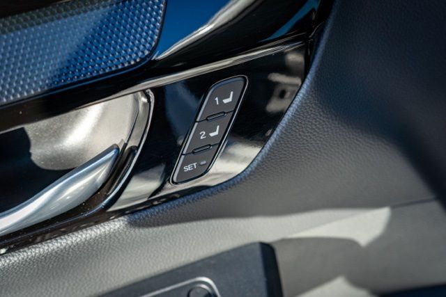 2023 HONDA CR-V - Image 18