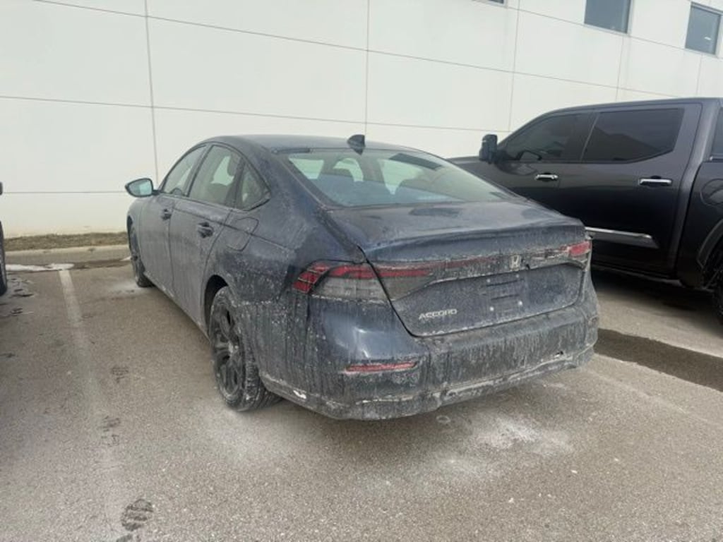 Used 2025 Honda Accord SE Sedan