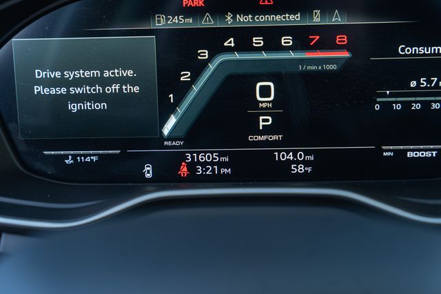 2023 AUDI S4 - Image 30