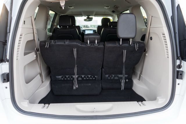 2022 CHRYSLER PACIFICA - Image 10