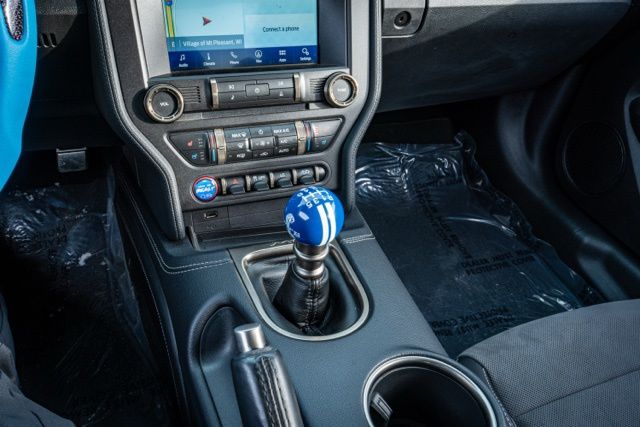 2020 FORD MUSTANG - Image 26