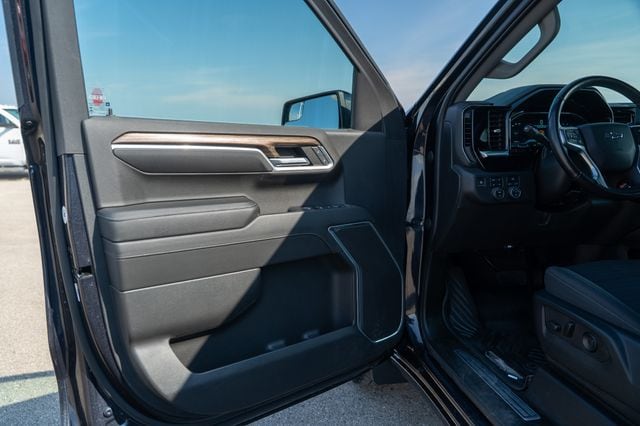 2022 CHEVROLET SILVERADO - Image 18