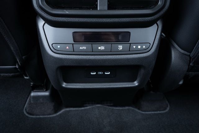2025 HONDA PILOT - Image 34