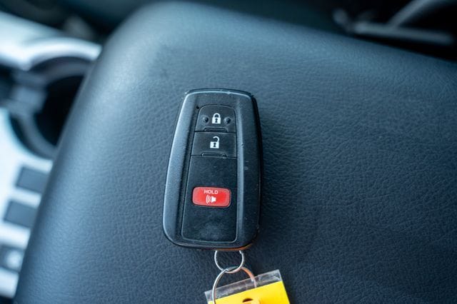 2022 TOYOTA 4RUNNER - Image 33