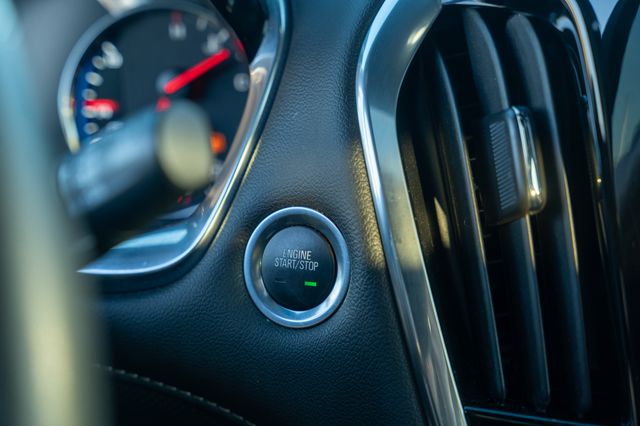 2023 CHEVROLET TRAVERSE - Image 30