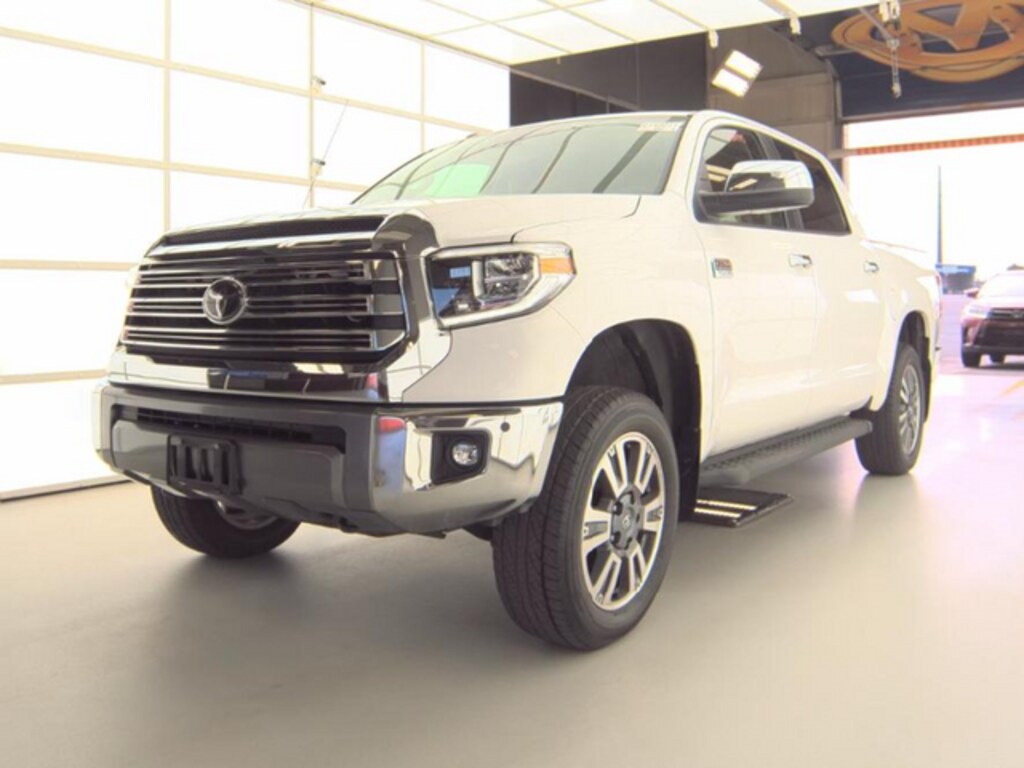 Used 2018 Toyota Tundra  Truck CrewMax
