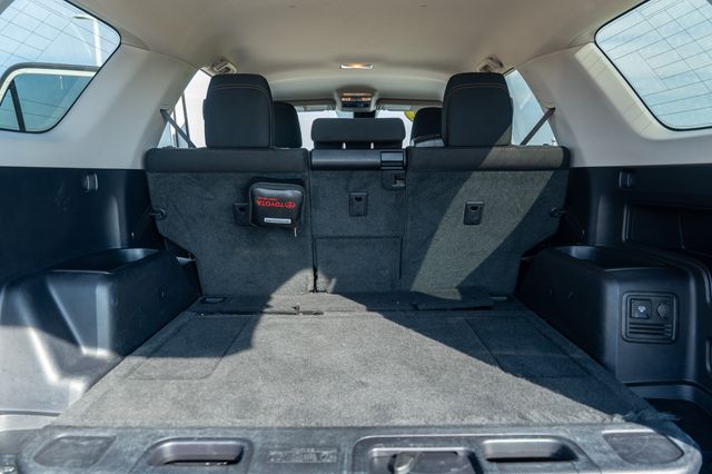 2022 TOYOTA 4RUNNER - Image 18