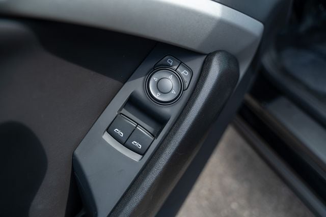 2023 CHEVROLET CAMARO - Image 19