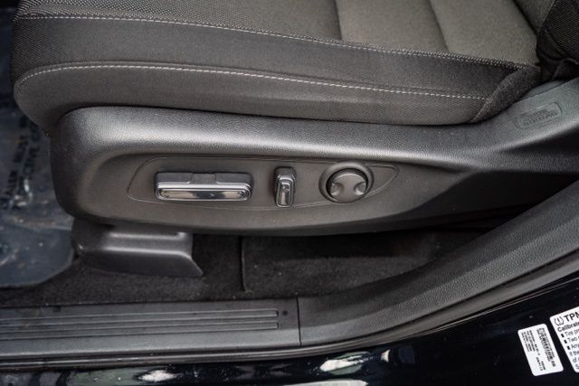 2023 HONDA CR-V - Image 17