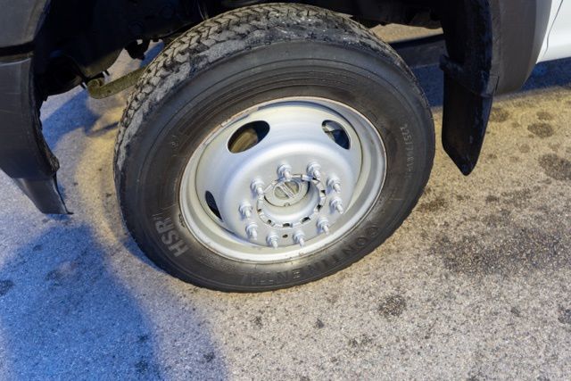 2018 FORD F-550 - Image 10