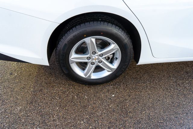 2024 CHEVROLET MALIBU - Image 8