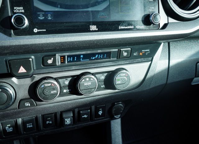 2022 TOYOTA TACOMA - Image 27