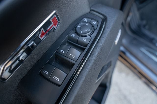 2023 GMC SIERRA - Image 28