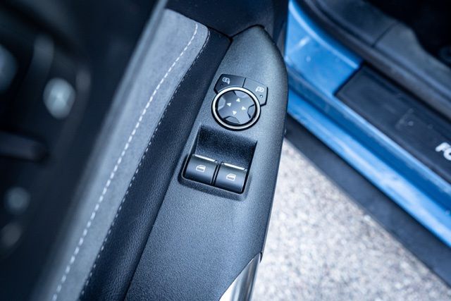 2020 FORD MUSTANG - Image 18