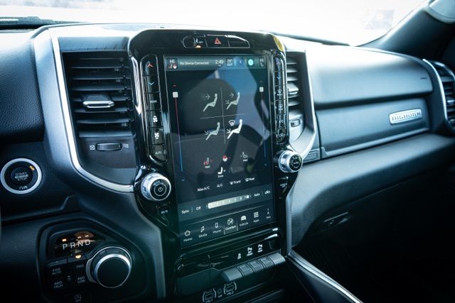 2025 RAM 1500 - Image 26