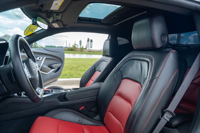 2023 CHEVROLET CAMARO - Image 15