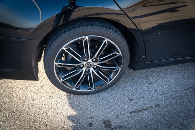 2021 TOYOTA AVALON - Image 9