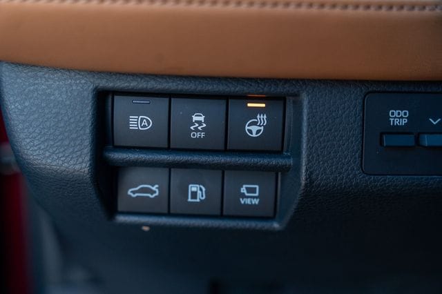 2020 TOYOTA AVALON - Image 25