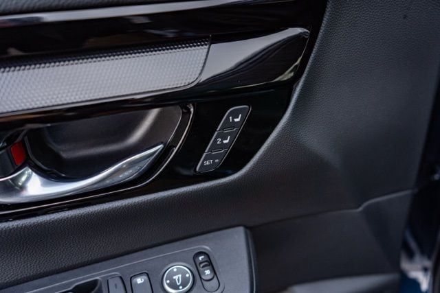 2025 HONDA CR-V - Image 20