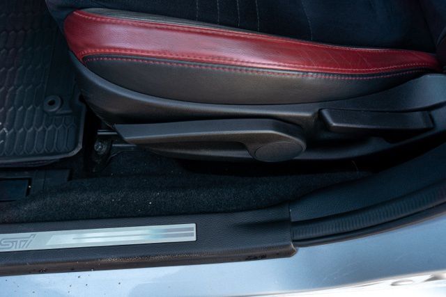 2019 SUBARU WRX - Image 18