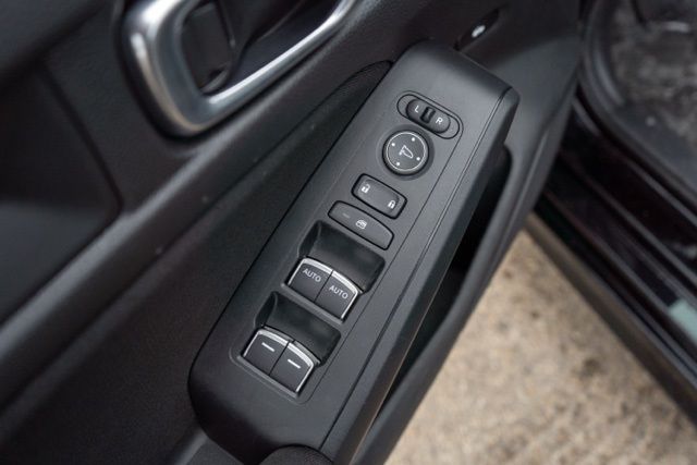 2023 HONDA CR-V - Image 17