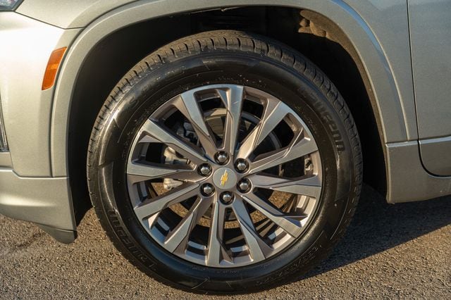 2023 CHEVROLET TRAVERSE - Image 10