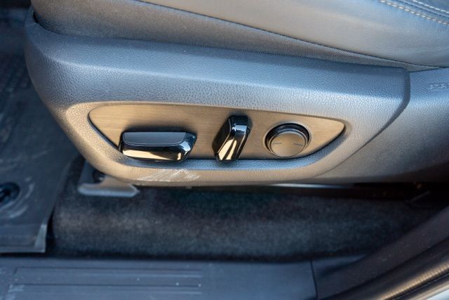 2024 LEXUS GX - Image 19