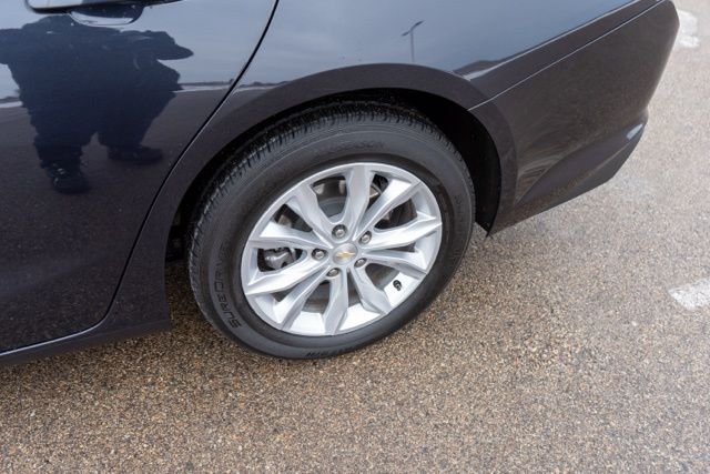 2023 CHEVROLET MALIBU - Image 10